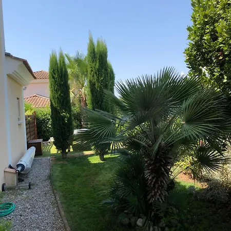 Avec Piscine Saint-raphael