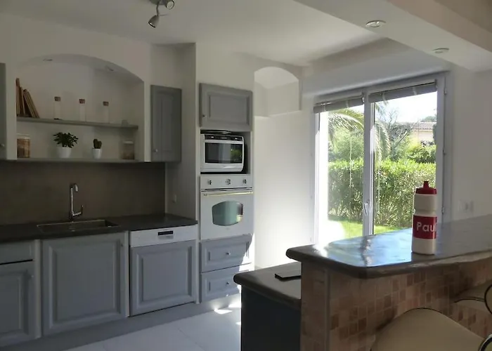 Avec Piscine Saint-raphael Saint-Raphael (Var)